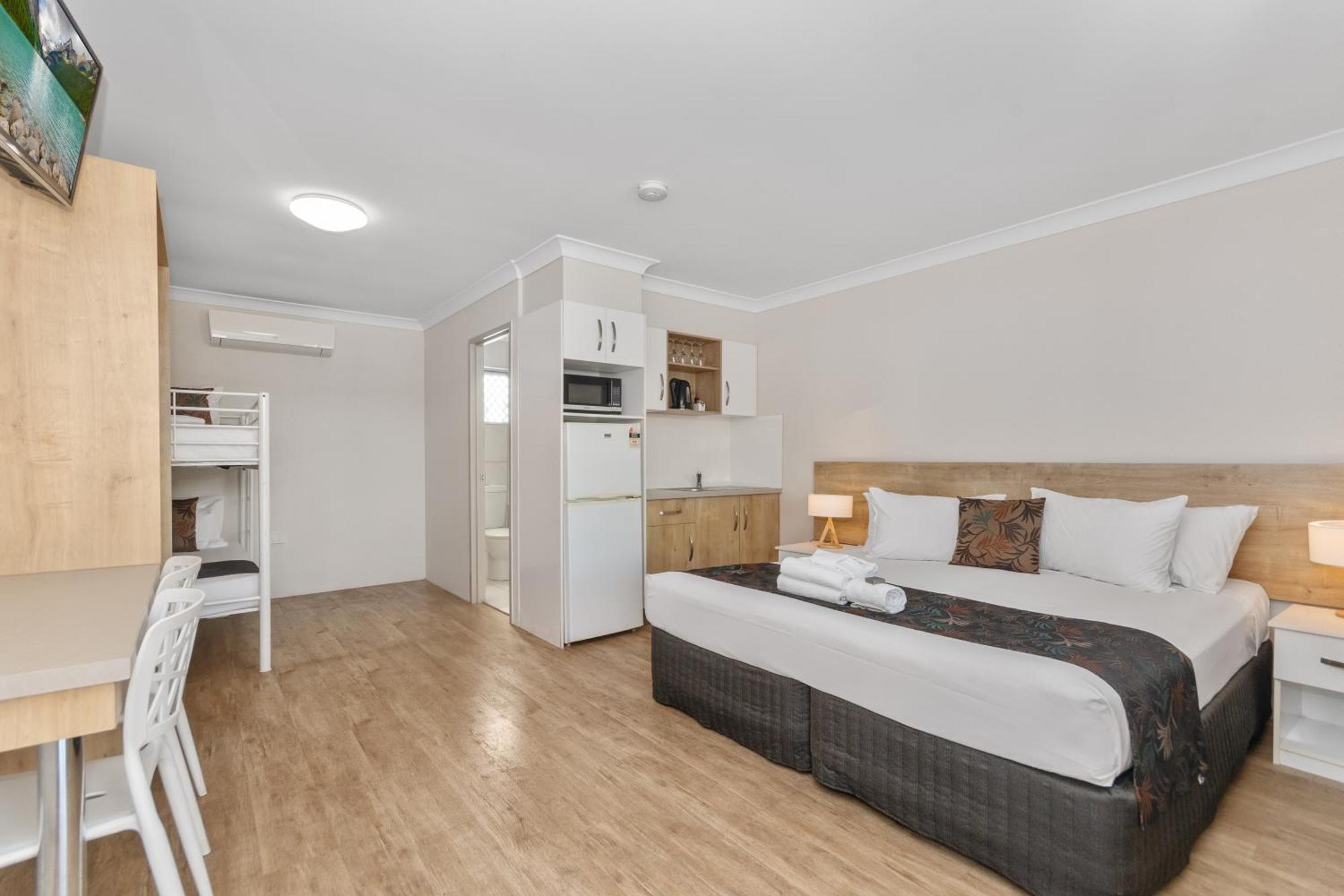 Castle Crest Motel Townsville Zewnętrze zdjęcie