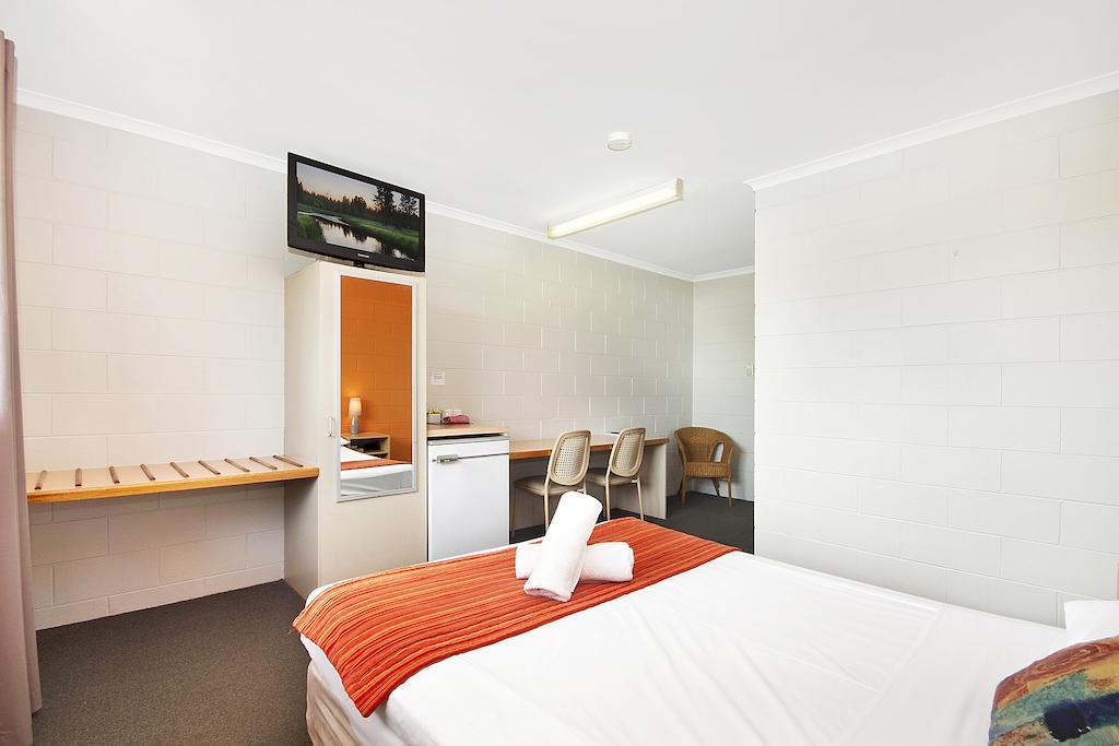 Castle Crest Motel Townsville Zewnętrze zdjęcie