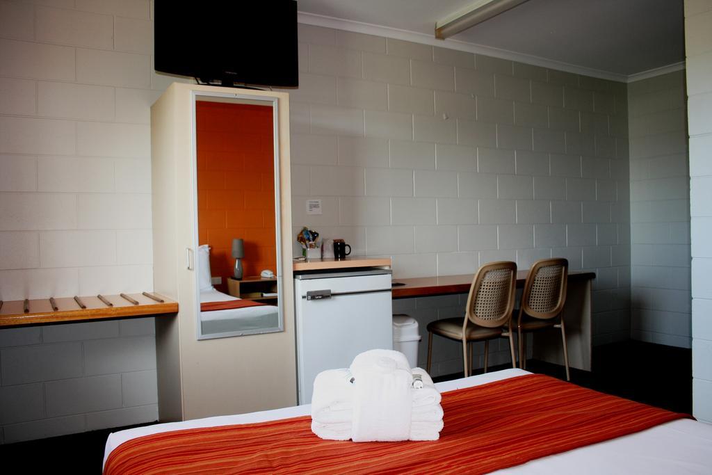 Castle Crest Motel Townsville Zewnętrze zdjęcie