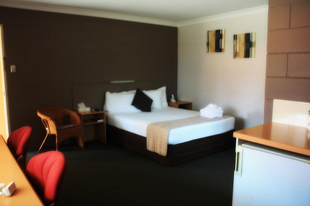 Castle Crest Motel Townsville Zewnętrze zdjęcie